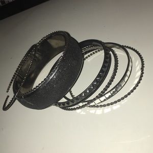 Bangle set